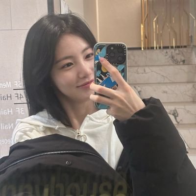 yengyul0118's profile picture. 배우 #신예은 | 🚎 JTBC #백번의추억 
🌊디즈니+ #탁류 👩‍⚕️ENA #존버닥터
