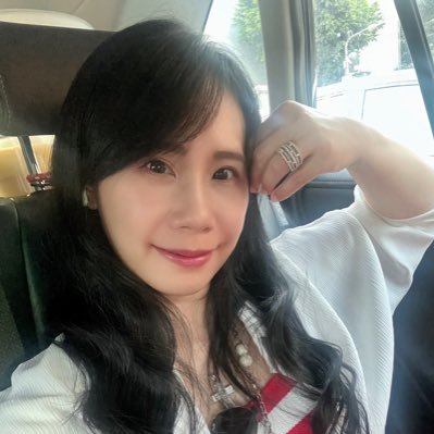 CHLNFLEE's profile picture. 日本▲▼男優女優在台活動企劃｜性教育講師｜性技巧講師經紀