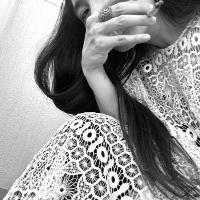 n0irei's profile picture. -273.15 ℃//SelfPortrait,Model,Actress,YogaInstructor//撮影モデルや美術モデル、お芝居、ヨガ等お仕事のご依頼や何かありましたら▷▷▷thanatos.n0irei@gmail.com