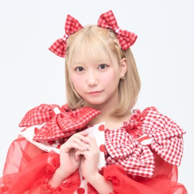 ミニワチャ @miniwacha の赤色❤️ 146cm みんなの妹です!ゲーム大好き🎮釣りも好き🎣 #ばぶやま でツイートしてね💕︎