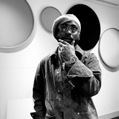 officialisaac77's profile picture. Solid 30BG 

Chelsea FC 💙