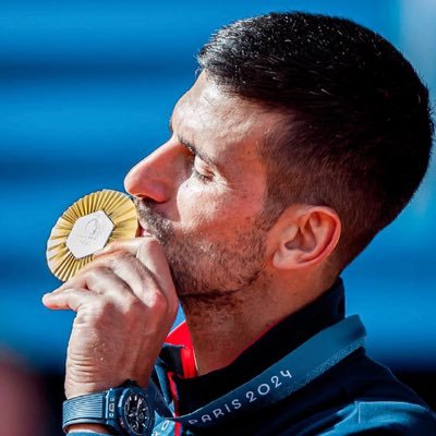 RickyRWL's profile picture. Some past days made me a pretended genius. But I simply keep suffering from depression without any exits. My hobbies:soccer⚽️,tennis🎾,basketball🏀