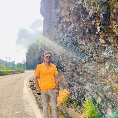 Shivankar_off's profile picture. 