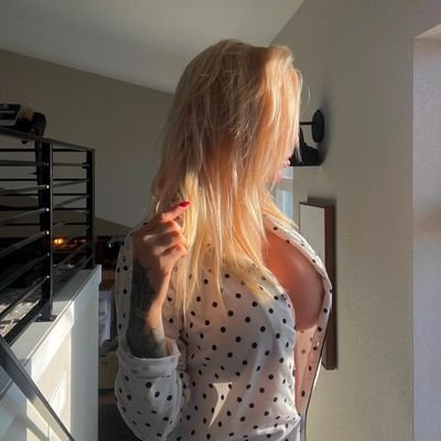 I’m Rebeccalindsey my Whatsapp is +1 325-374-6424 I hate fake people and don't DM .