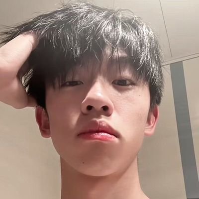 fJcVqtZE6023181's profile picture. 