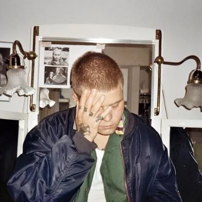 R9 Profile