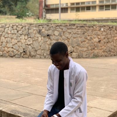 Calebola10's profile picture. Chemical Engineer👷‍♂️#soon.#OAU. @Manutd