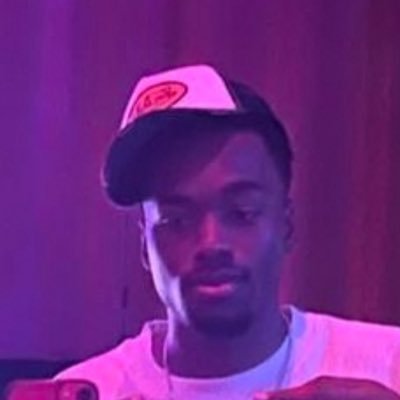 j1yden1of1's profile picture. Retired Therapist