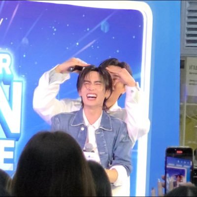 หวีดศิลปินที่รักไปวันๆ🤍🖤🏳️🌈 อาจจะมีแวะหลายเมนอยู่บ้างแต่หลักๆ@Perthppe @Ppsanta #Perth#santa#PerthSanta🐯🐶