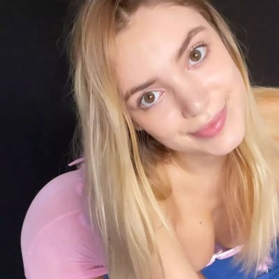Beautiful 😻 And caring ….love to have fun 🤩 Chef 🧑🍳
