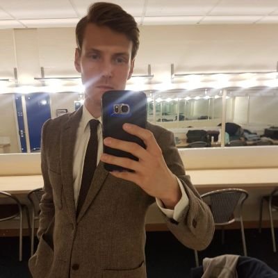 Sheffield-based actor and tea fanatic. Even more boring in real life.
#seekingrepresentation