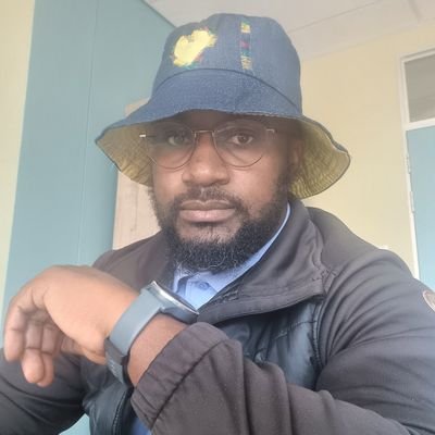NdlovuKaCebisa's profile picture. 