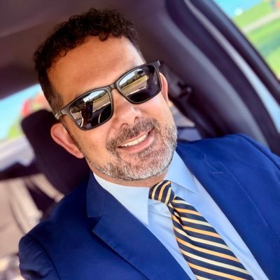 Christ follower, single dad 🧒👦, soccer fanatic, REALTOR in Texas, singer 🎤proud American 🇺🇸, Texas Realtor Board Director. Metrotex Board Director