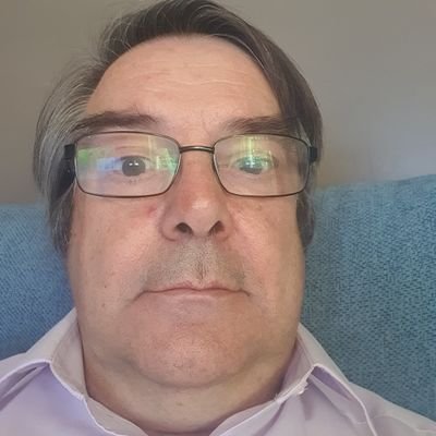 Yeovil born and bred; tweeting mainly about #Non-league football and #ytfc; owner of @senbooks