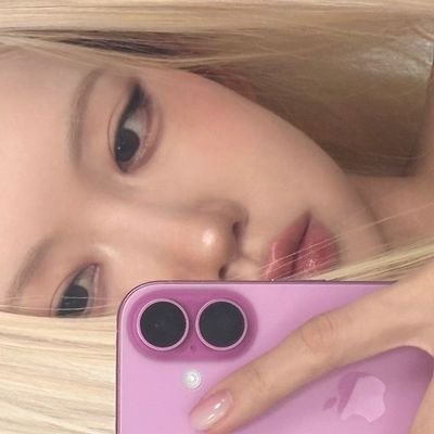 ROLEPLAYER, 1997. The most dangerous, yet the prettiest, Roséanne Park.