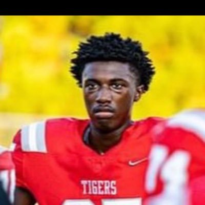 6’2 180 | C/O‘28 | WR/ TE/ ATH | Archer HS, Lawrenceville Ga/ GPA 3.0 | 6A Reg 4 Football | n2nixon14@gmail.com | NCAA ID: 2404275538 | Coach: @coachflem33