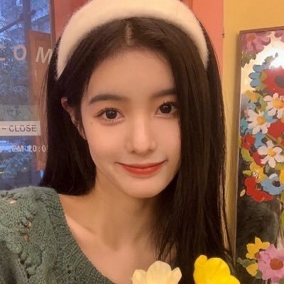 1h2l8ScjVuVO5's profile picture. 