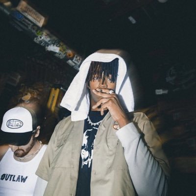 h7Lafr8cI410349's profile picture. 