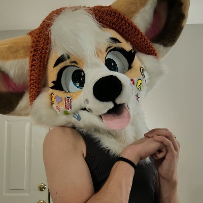 always staying silly
quirked up dog boy with a little bit of wag