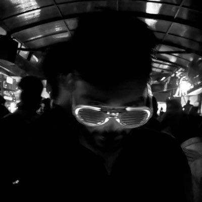 thekaranuknow's profile picture. We wear diamonds for god’s sake ✨