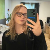 Gleisi (@gleisnach) 's Twitter Profile
