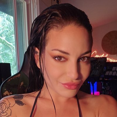25 PA 🌞 ♊️ wubz n stuff zdf i create content, available for booking and collaboration, DM is open