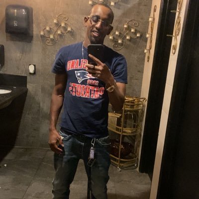 NeekScott95's profile picture. Vegas♉️🎰🎲