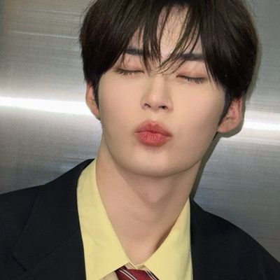 yoonminwoon's profile picture. 