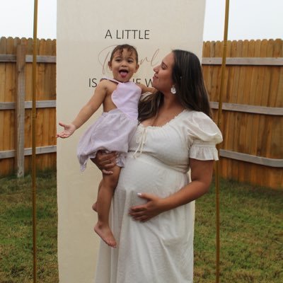 lilly_delacruz's profile picture. E🤍 Healthcare professional 💫#latinx Social work mental health advocate