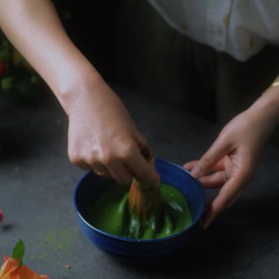 I’m Aileen, founder of Zenergy Tea. I make quiet drinks with bold flavor—ceremonial matcha, small rituals, and calm recipes. https://t.co/QmVTZPCg63