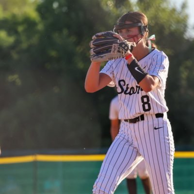 2027 | P/OF| @AzStormCaptain 16u | Chaparral High School | #8 | email- makenzieleathers8@gmail.com