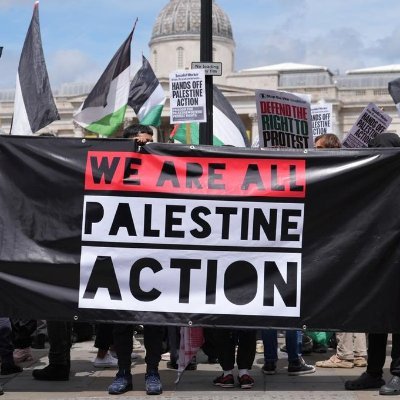 BolivarDaGritz's profile picture. Walks and talks softly.