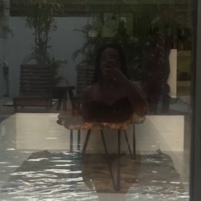 _Lisbeth03's profile picture. I like science, books, rice, wine & whiskey.