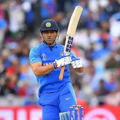 LeftFootLegacy's profile picture. Messi🐐 ||Dhoni 🐐