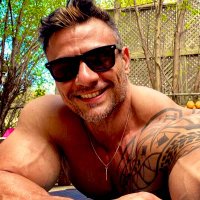 𝐘𝐄𝐀𝐇, 𝐃𝐀𝐃𝐃𝐈𝐄𝐒‼️ (@yeahdaddies) 's Twitter Profile