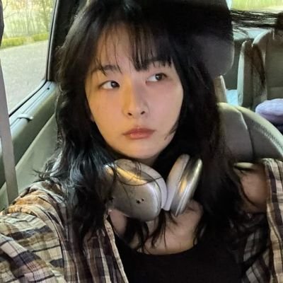 ㅤㅤㅤㅤㅤㅤㅤ— Qual é o plural de poema?ㅤㅤㅤㅤㅤㅤㅤㅤㅤ
ㅤㅤㅤㅤㅤㅤㅤ— É amor, eu acho.
