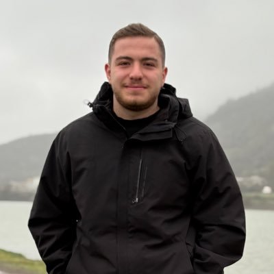 callmepouya's profile picture. 