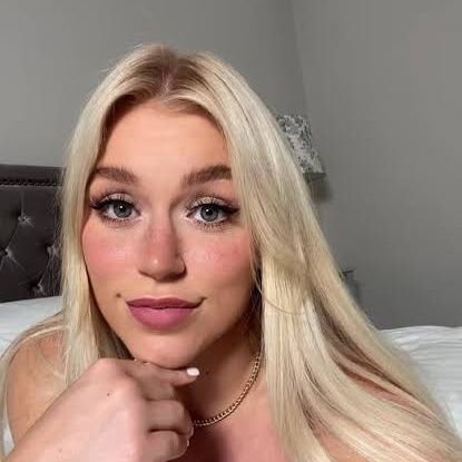 Available for hookup andive video sex chat message me privately on zangi 1088304296