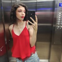 Bibia is calling...☎️ (@bianquinha_me) 's Twitter Profile