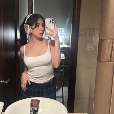 castanedarttt's profile picture. que yo qué?