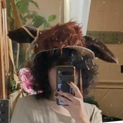 syntheticmother's profile picture. 🧊