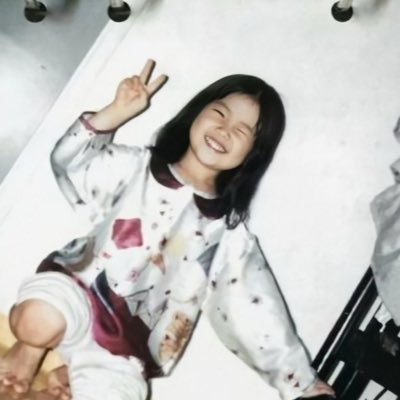 This account is dedicated to the most lovely person in the whole entire universe, Kim Yongsun.