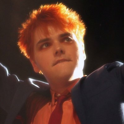 MCR TORONTO She/They/He • 20 • dead leaves, desperate summers • huge fan of hesitant alien southampton https://t.co/a8e49b6VLa