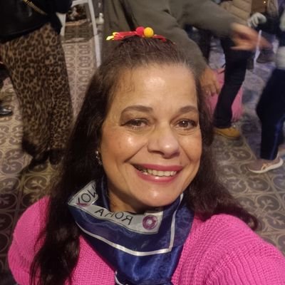 Administradora, taurina, carioca, mulher do Matheus, mãe da Hannah👧, mãe do Brandon 😼 Feminista ♀️♀️🧚♀️💜💙💚