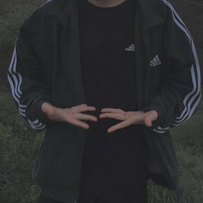 mArtinsjhx's profile picture. LUCKI - RIP.