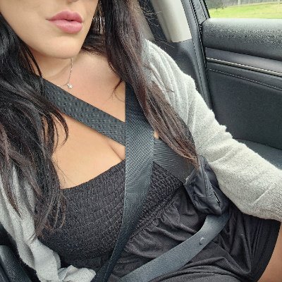 Colorado's grade 3 teacher.
I drink mostly water, smoothies and a little trouble.
Thirsty? Me too. 😈 DMs wide open! 💌