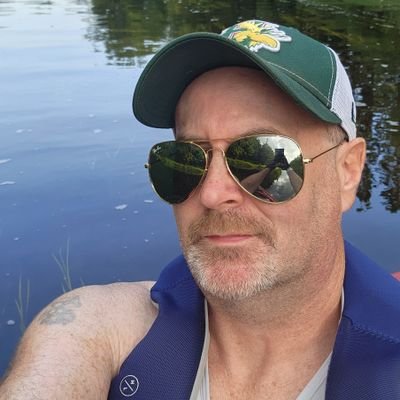 No dress rehearsal, this is our life. THE HIP🇨🇦
#NEPats
#GoHabsGo
@HFXMooseheads 🫎
@NDFootball ☘️
@LFC
@celtics ☘️