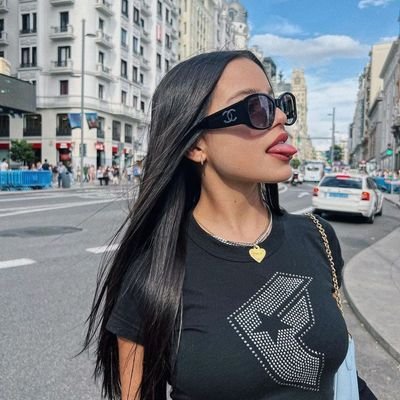 besosconfernet's profile picture. 