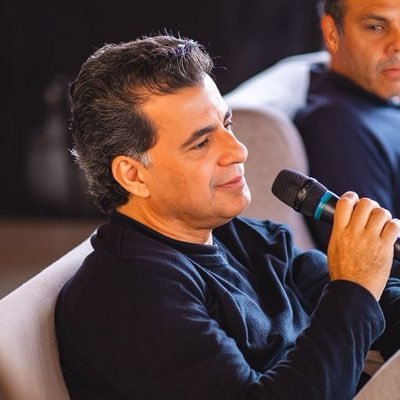 32 anos de experiência. Founder & CEO @socialdigitalcommerce Jogador de futebol e tênis ⚽️🎾