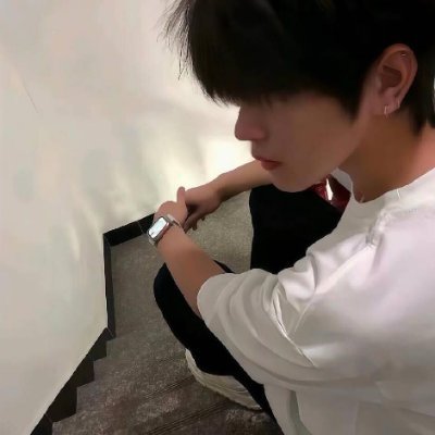 plink0323's profile picture. 直男，66🚪
